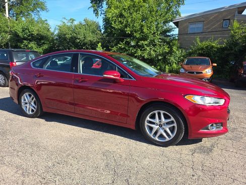 Used 2016 Ford Fusion SE w/ Equipment Group 202A FWD image 6
