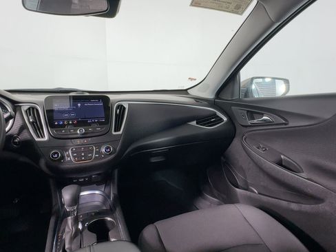 Used 2024 Chevrolet Malibu LT image 27