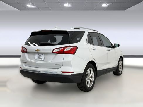Used 2018 Chevrolet Equinox Premier FWD image 9