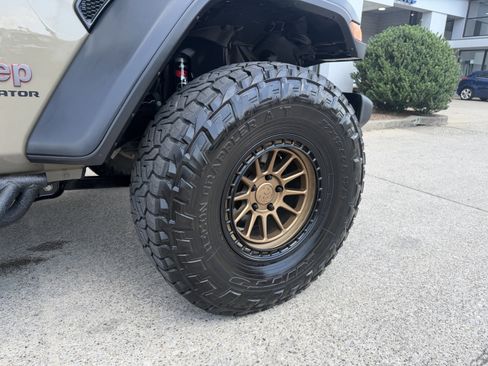 Used 2020 Jeep Gladiator Rubicon AWD/4WD image 22