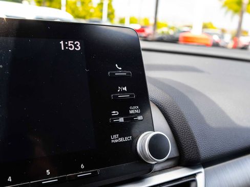Used 2019 Honda Accord LX image 35