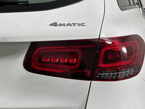 Certified 2022 Mercedes-Benz GLC 300 4MATIC image 33