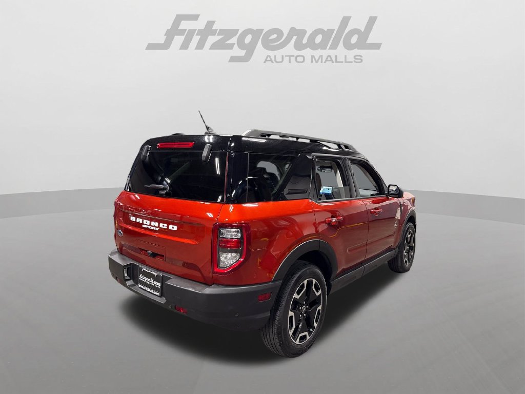 Used 2023 Ford Bronco Sport Outer Banks w/ Tech Package AWD/4WD image 7