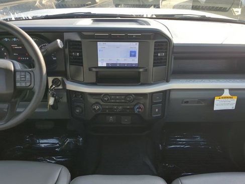 Used 2023 Ford F250 XL w/ XL Chrome Package image 18