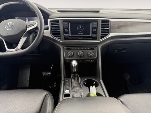 Used 2022 Volkswagen Atlas SE image 11