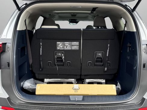 New 2026 Kia Carnival SX Prestige FWD image 27