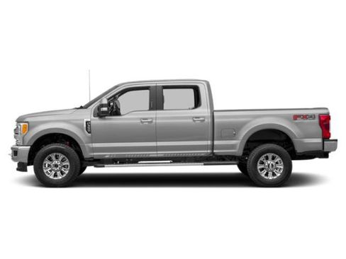 Used 2019 Ford F250 XLT w/ XLT Premium Package AWD/4WD image 3