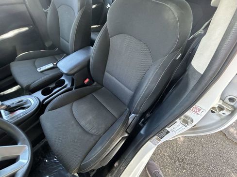 Used 2021 Kia Forte LXS FWD image 14