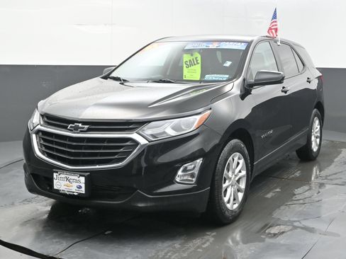 Used 2021 Chevrolet Equinox LS w/ LS Convenience Package FWD image 4