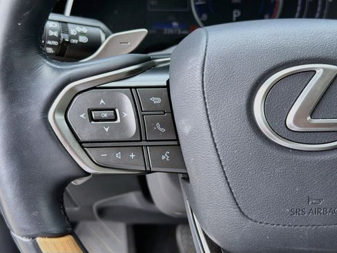 Used 2024 Lexus RX 350 Premium w/ Accessory Package (Z1) FWD image 38