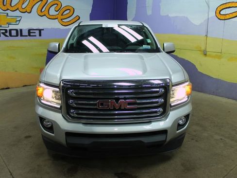 Used 2018 GMC Canyon SLE w/ SLE Convenience Package image 3