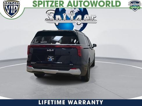 New 2026 Kia Carnival EX FWD image 10