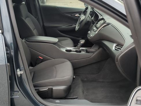 Used 2021 Chevrolet Malibu LT image 22