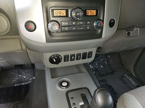 Used 2021 Nissan Frontier SV w/ Midnight Edition Floor Mats image 20