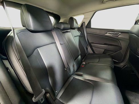 Used 2023 Kia Sportage EX image 28