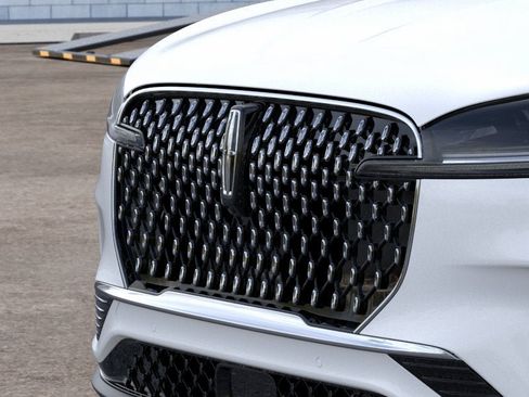 New 2026 Lincoln Aviator AWD image 15