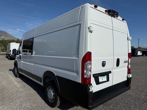 Used 2023 RAM ProMaster 3500 FWD image 5
