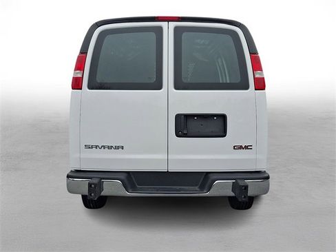 Certified 2023 GMC Savana 2500 Work Van w/ Driver Convenience Package image 5