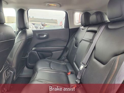 Used 2018 Jeep Compass Limited w/ Navigation Group image 38