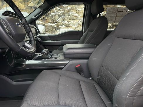 Certified 2022 Ford F150 XLT w/ Equipment Group 302A High image 18