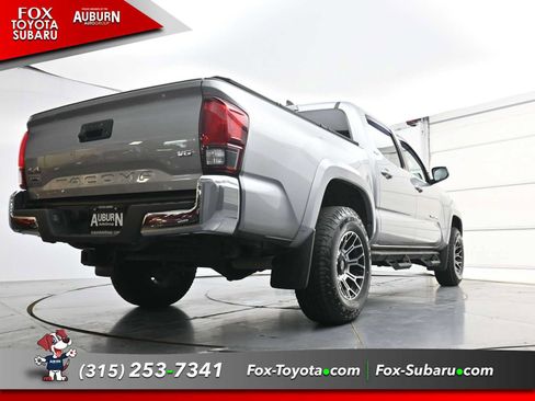 Used 2021 Toyota Tacoma SR5 AWD/4WD image 20
