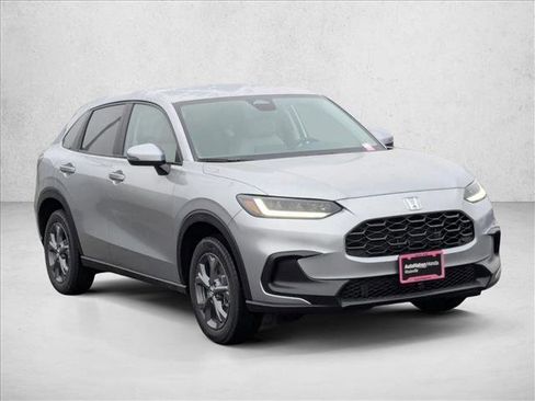 New 2026 Honda HR-V LX image 6