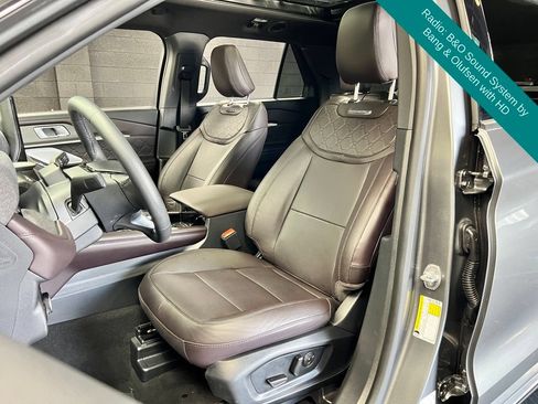 Used 2026 Ford Explorer Platinum w/ LUX Leather Package AWD/4WD image 7