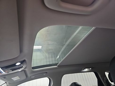 Certified 2023 Kia Sorento SX AWD/4WD image 31