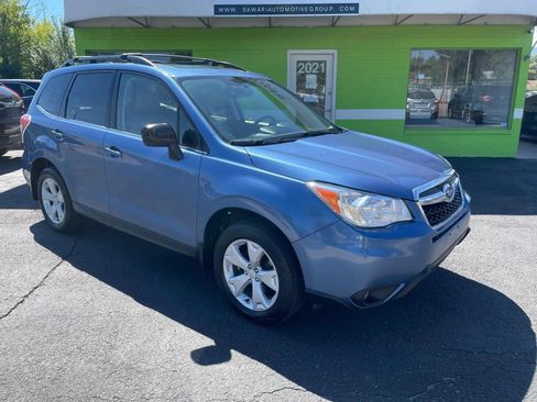 Used 2016 Subaru Forester 2.5i Limited AWD/4WD image 2