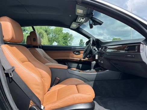 Used 2009 BMW 335i Convertible RWD image 25