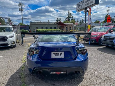 Used 2015 Scion FR-S RWD image 9