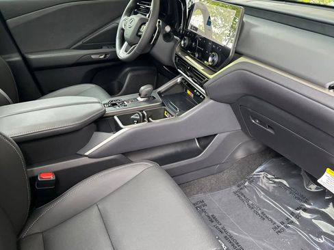 New 2026 Lexus TX 350 AWD image 18