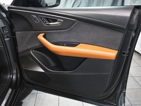 Used 2024 Audi RS Q8 w/ Black Optic Package image 26