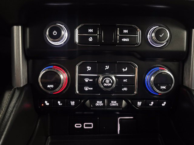 Used 2023 GMC Yukon SLT AWD/4WD image 27