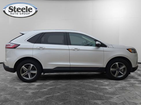 Used 2019 Ford Edge SEL w/ Equipment Group 201A image 6