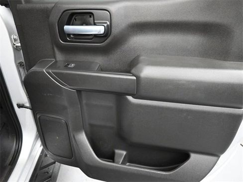 Used 2021 Chevrolet Silverado 1500 LT w/ Texas Edition Plus image 17