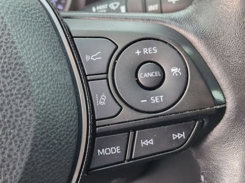 Used 2021 Toyota RAV4 XLE w/ XLE Grade Weather Package AWD/4WD image 14