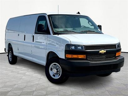 New 2025 Chevrolet Express 3500 Extended w/ Driver Convenience Package