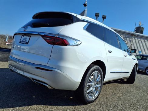 Used 2023 Buick Enclave Essence w/ Experience Buick Package image 34