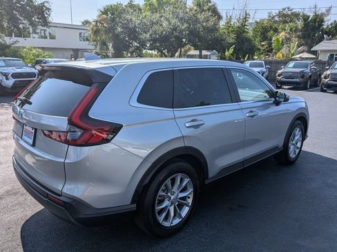 Used 2025 Honda CR-V EX-L image 3