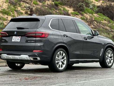 Used 2023 BMW X5 xDrive45e w/ Executive Package image 2