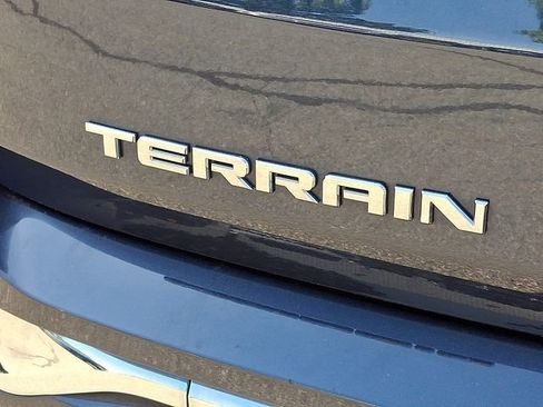 Used 2018 GMC Terrain Denali w/ GMC Pro Grade Package AWD/4WD image 26