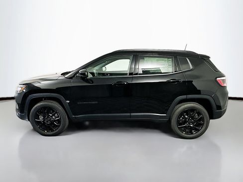 New 2026 Jeep Compass Latitude AWD/4WD image 4
