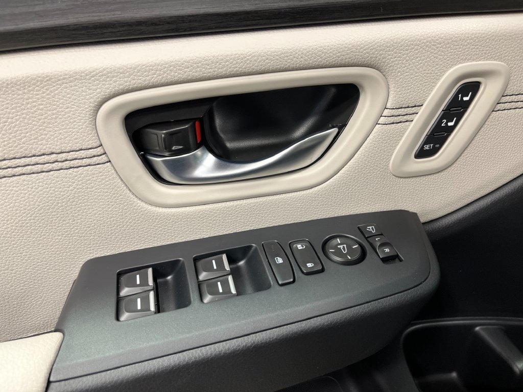 New 2026 Honda Pilot Touring image 16