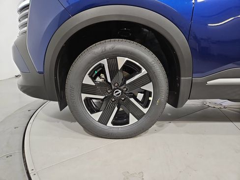 New 2026 Nissan Kicks SV AWD/4WD image 25