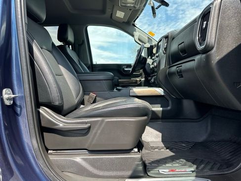 Used 2021 Chevrolet Silverado 2500 LT w/ Convenience Package image 25