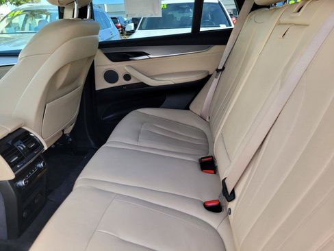 Used 2017 BMW X5 xDrive40e AWD/4WD image 18