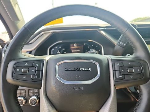 Used 2025 GMC Sierra 2500 Denali w/ Denali Reserve Package AWD/4WD image 20