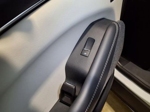 Used 2023 Ford Mustang Mach-E Premium RWD image 22