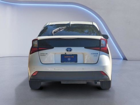 Used 2019 Toyota Prius XLE AWD/4WD image 6